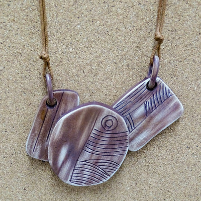 Sierra Necklace brown pendant